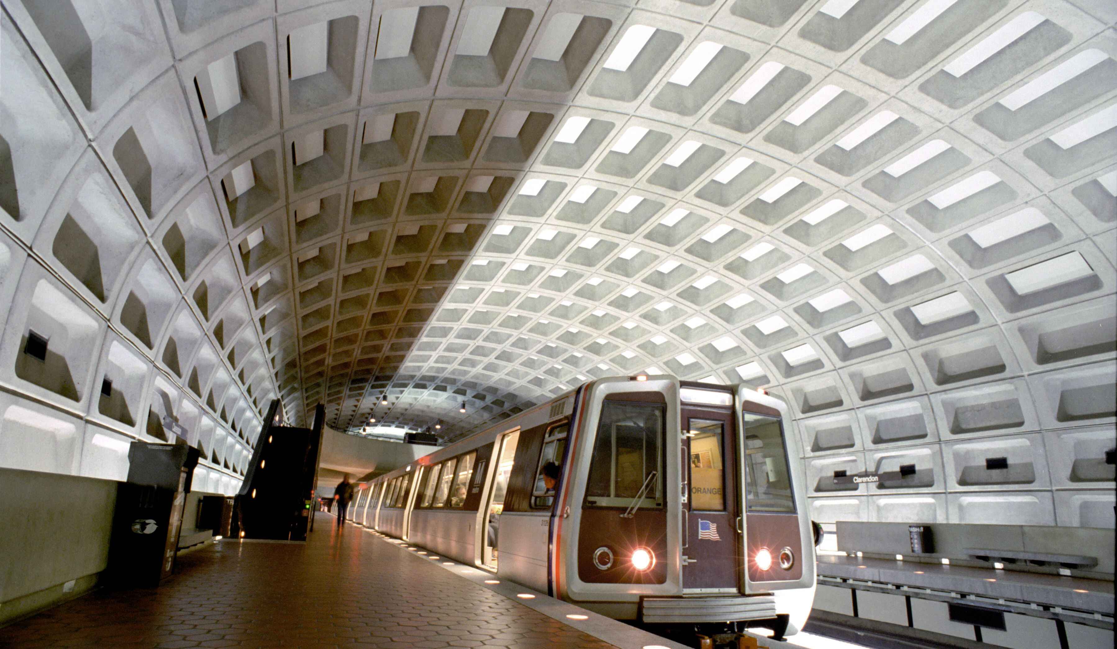 Tunnels Car/Metro